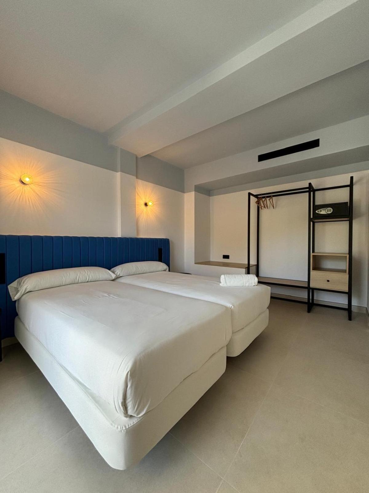 Apartamentos Sofia Es Cana Zewnętrze zdjęcie