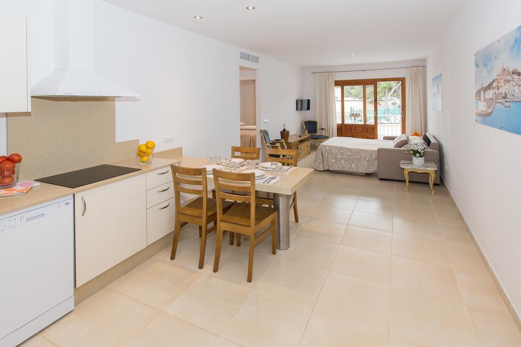 Apartamentos Sofia Es Cana Zewnętrze zdjęcie