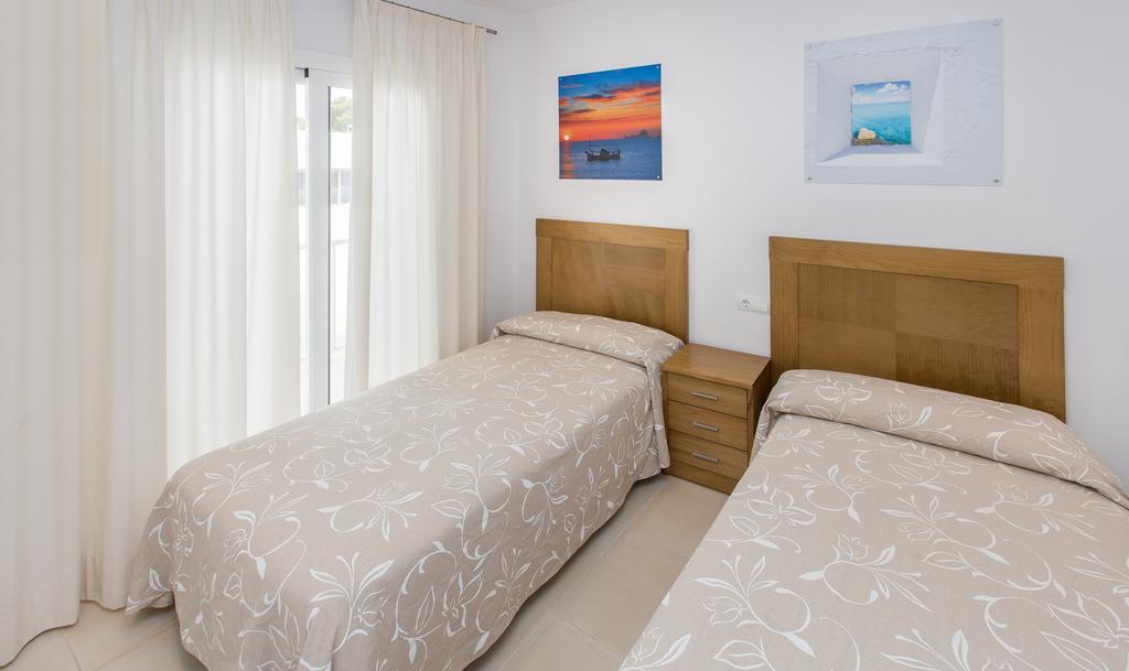 Apartamentos Sofia Es Cana Zewnętrze zdjęcie